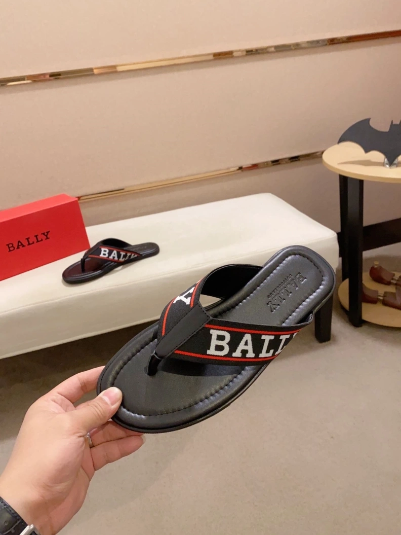 Versatile Othxr Slippers 211944