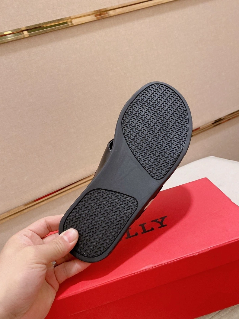 Elegant Othxr Slippers 211937