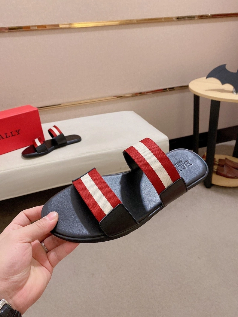 Fashionable Othxr Slippers 211935