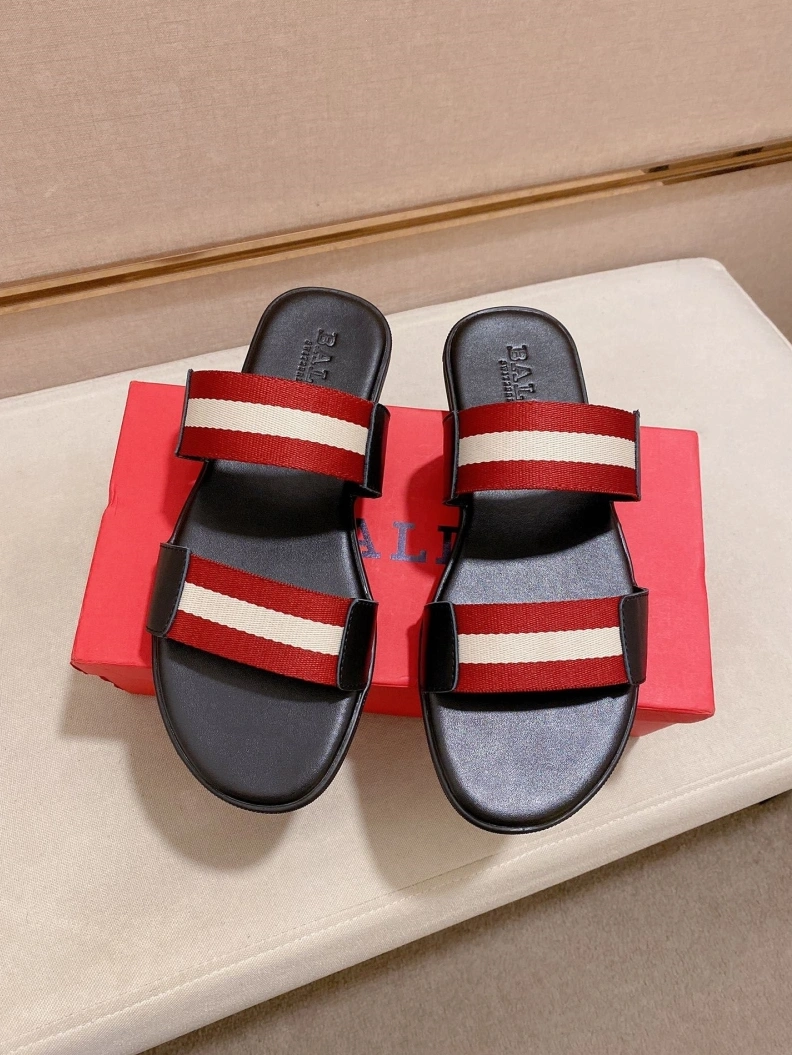 Fashionable Othxr Slippers 211935