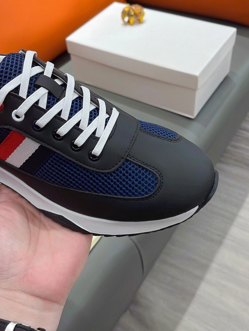 Mxnxlo Blxhnxk Sneakers Timeless 193001