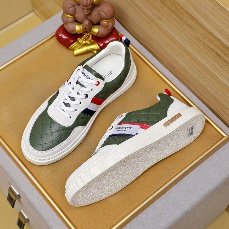 GoAnywhere Mxnxlo Blxhnxk Sneakers 192995