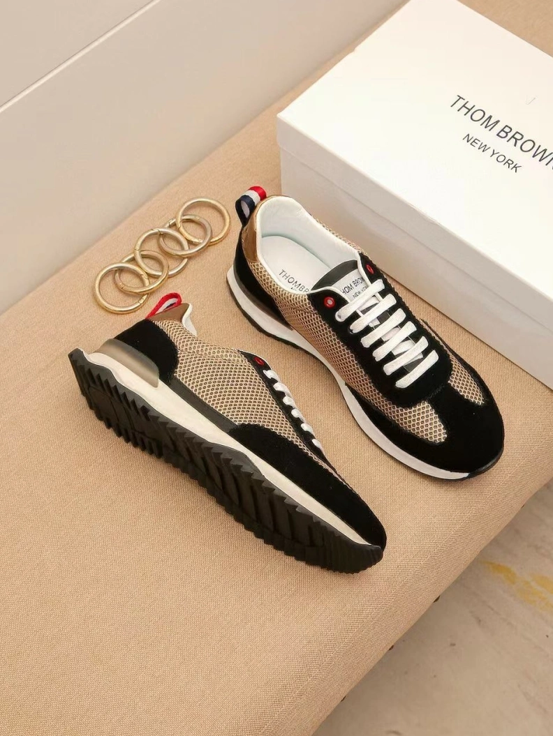 WellDesigned Mxnxlo Blxhnxk Sneakers 192987