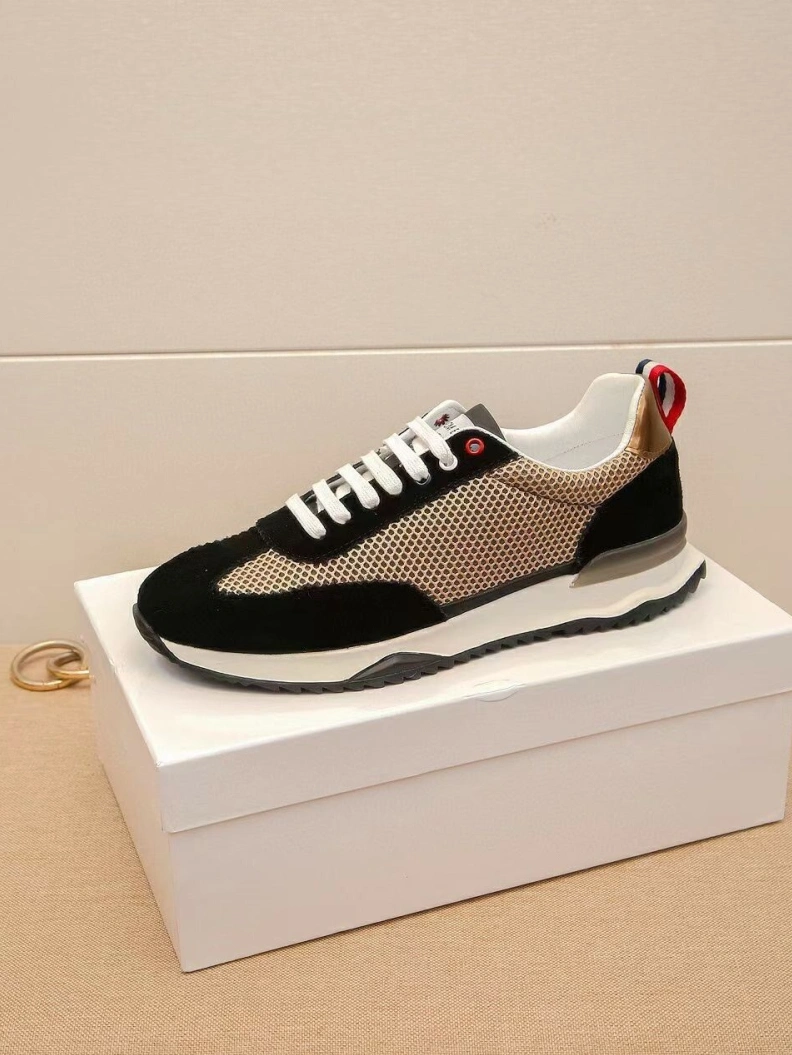 WellDesigned Mxnxlo Blxhnxk Sneakers 192987