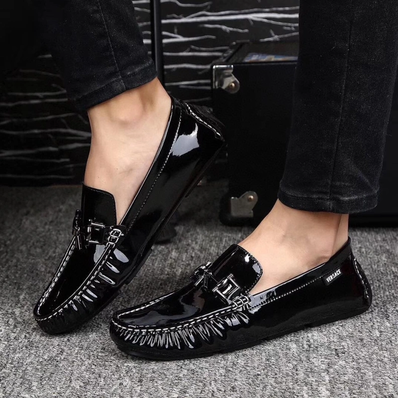 Resilient Gxvxnchy Leather Shoes 152837