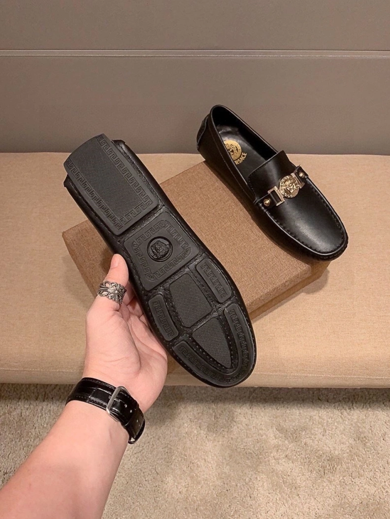 Trendsetting Gxvxnchy Leather Shoes 152831