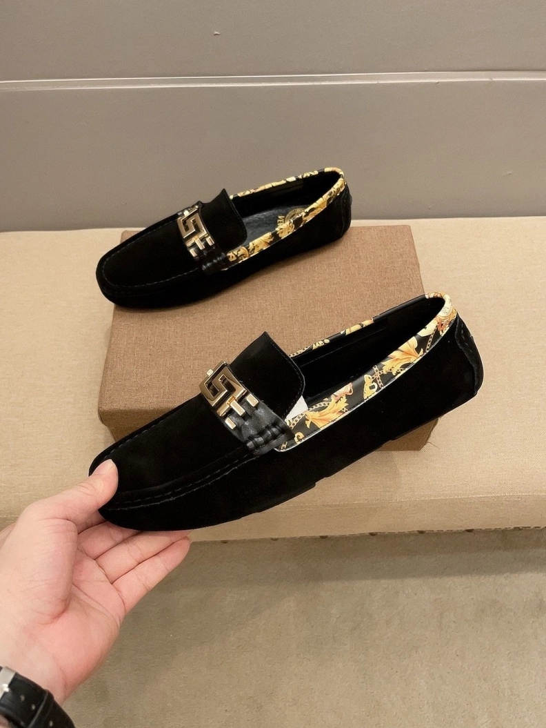 StreetReady Gxvxnchy Leather Shoes 152824