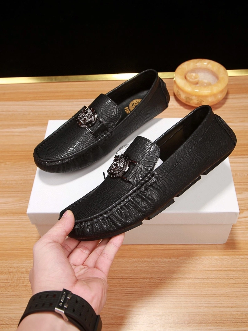 Stylish Gxvxnchy Leather Shoes 152828