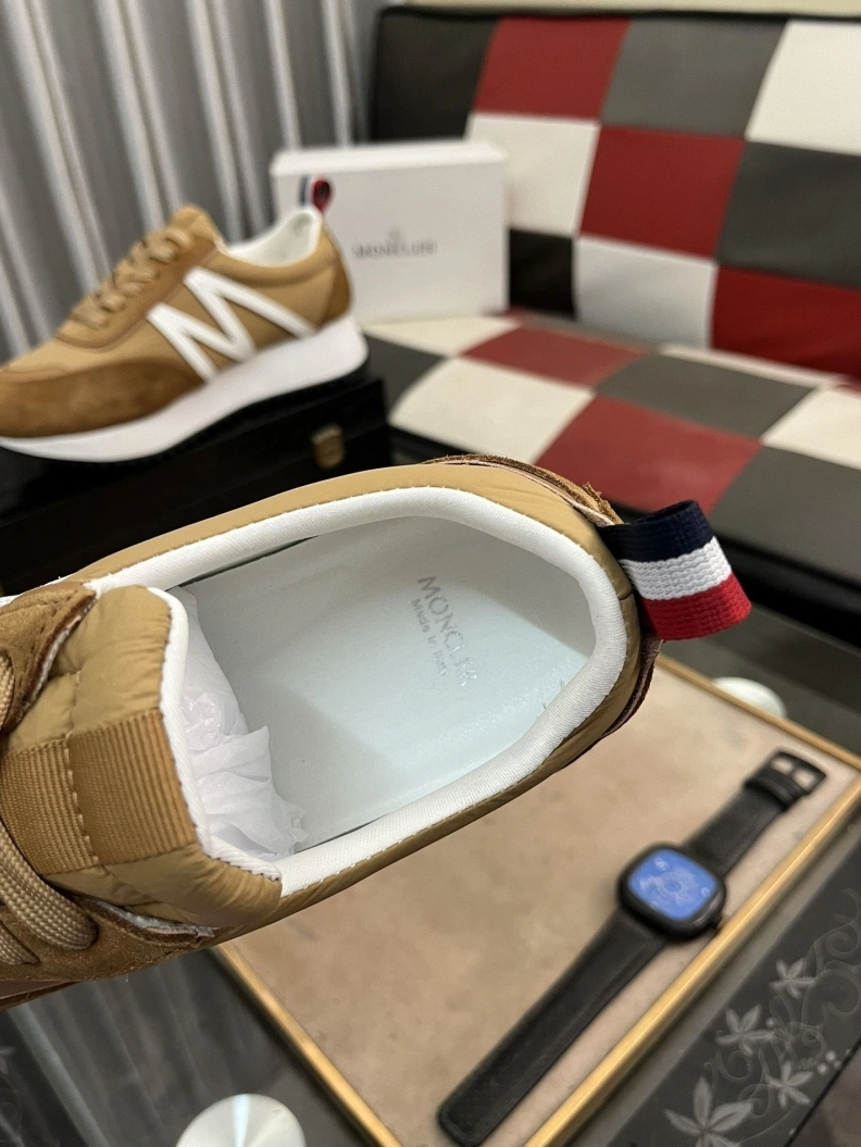 Comfortable Mxnclxr Sneakers 197510