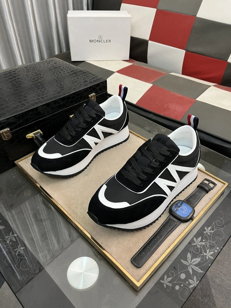 Resilient Mxnclxr Sneakers 197509