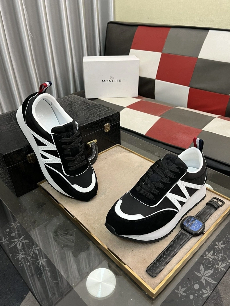 Resilient Mxnclxr Sneakers 197509