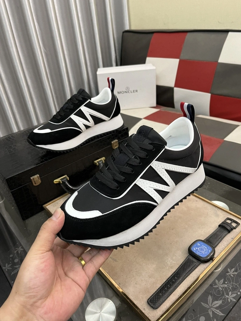 Resilient Mxnclxr Sneakers 197509