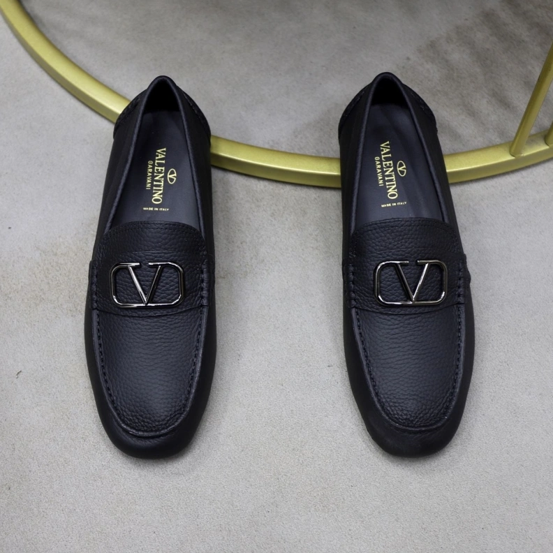 Trendsetting Vxlxntino Leather Shoes 229231