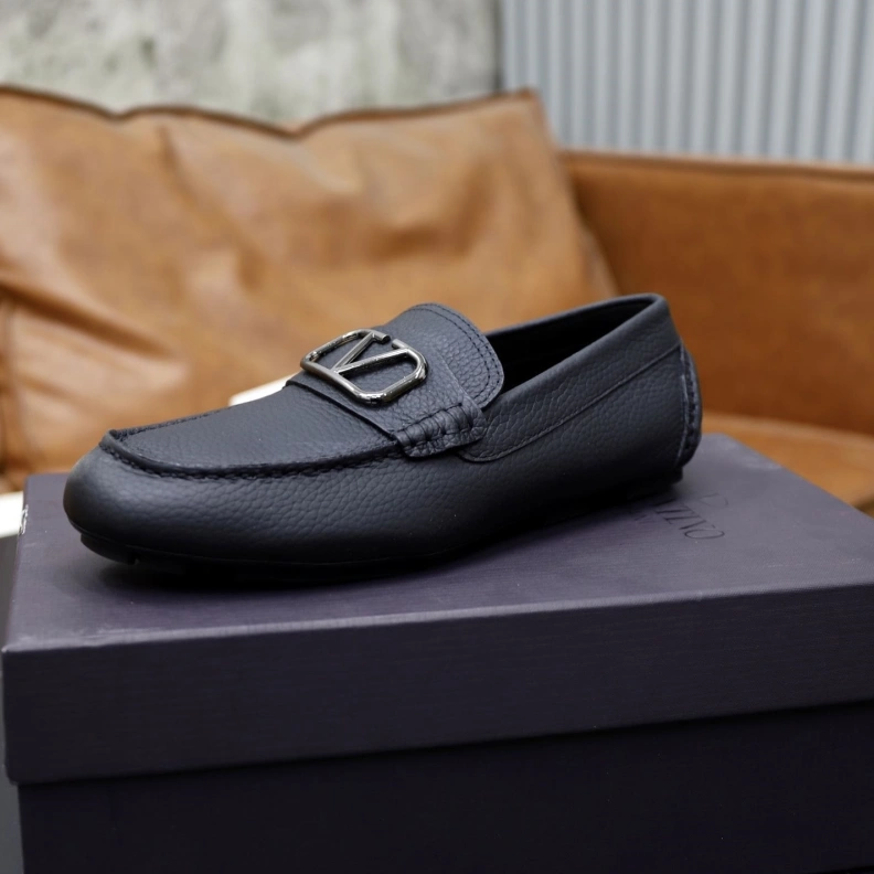 Trendsetting Vxlxntino Leather Shoes 229231