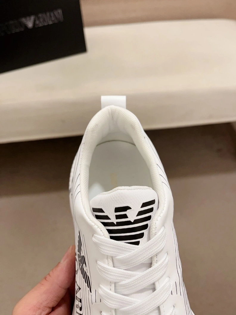 EyeCatching Armxnx Sneakers 108438
