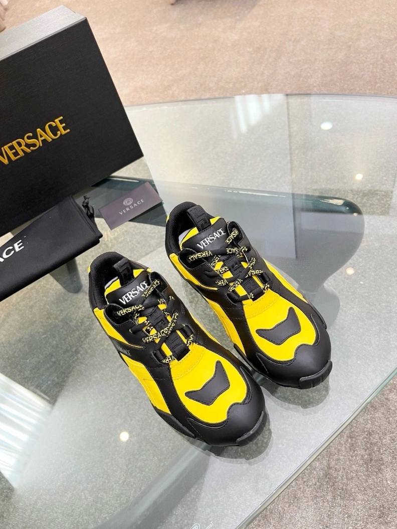Bold Gxvxnchy Sneakers 152696