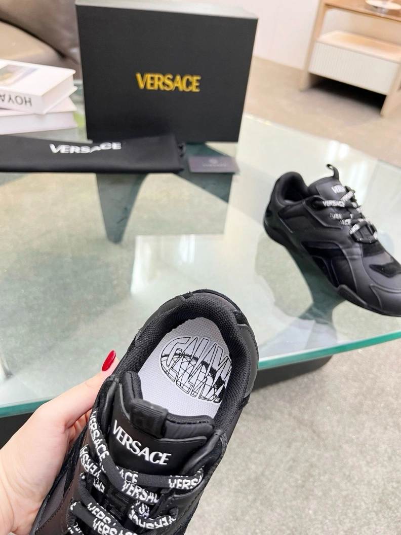 SportInspired Gxvxnchy Sneakers 152695