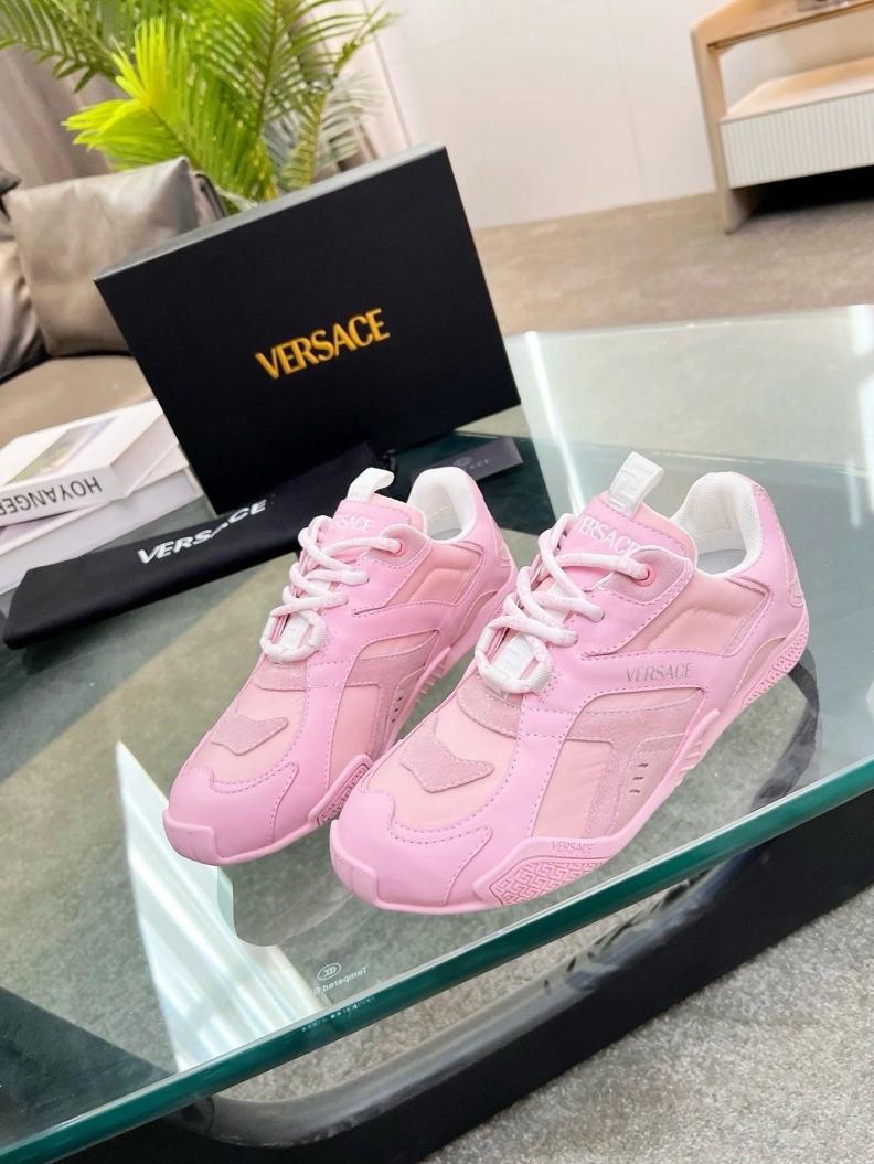 Gxvxnchy Sneakers Cozy 152686