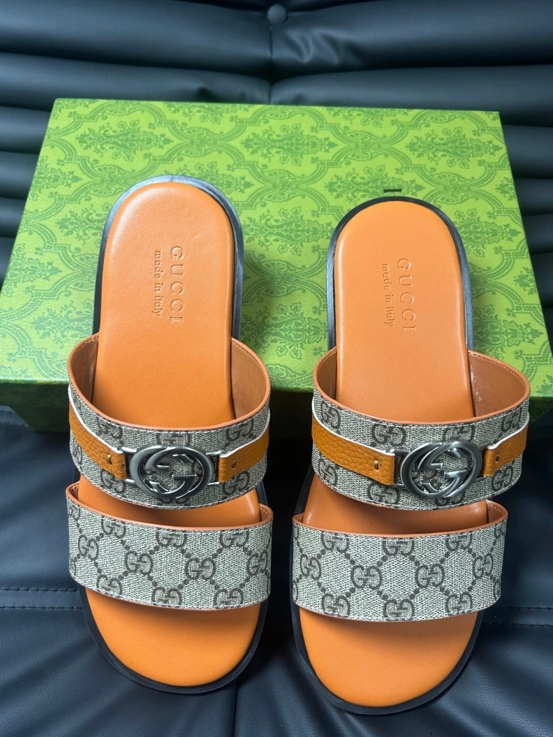 EyeCatching Gxccx Slippers 156607