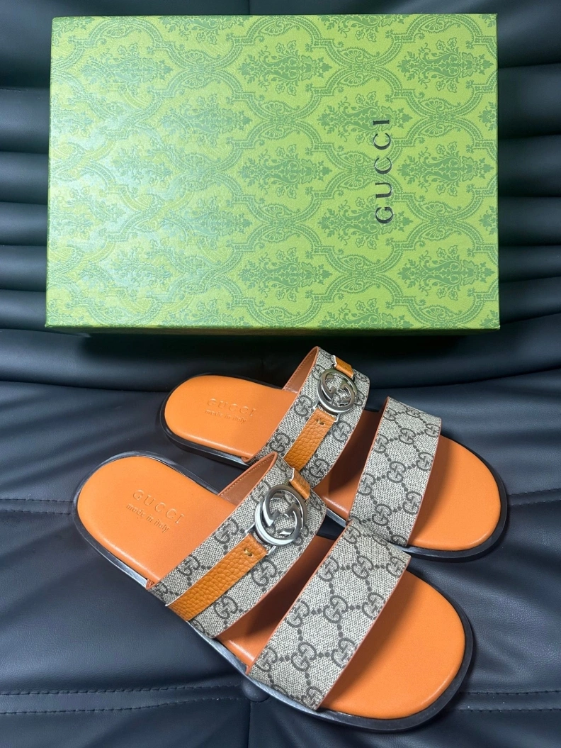 EyeCatching Gxccx Slippers 156607