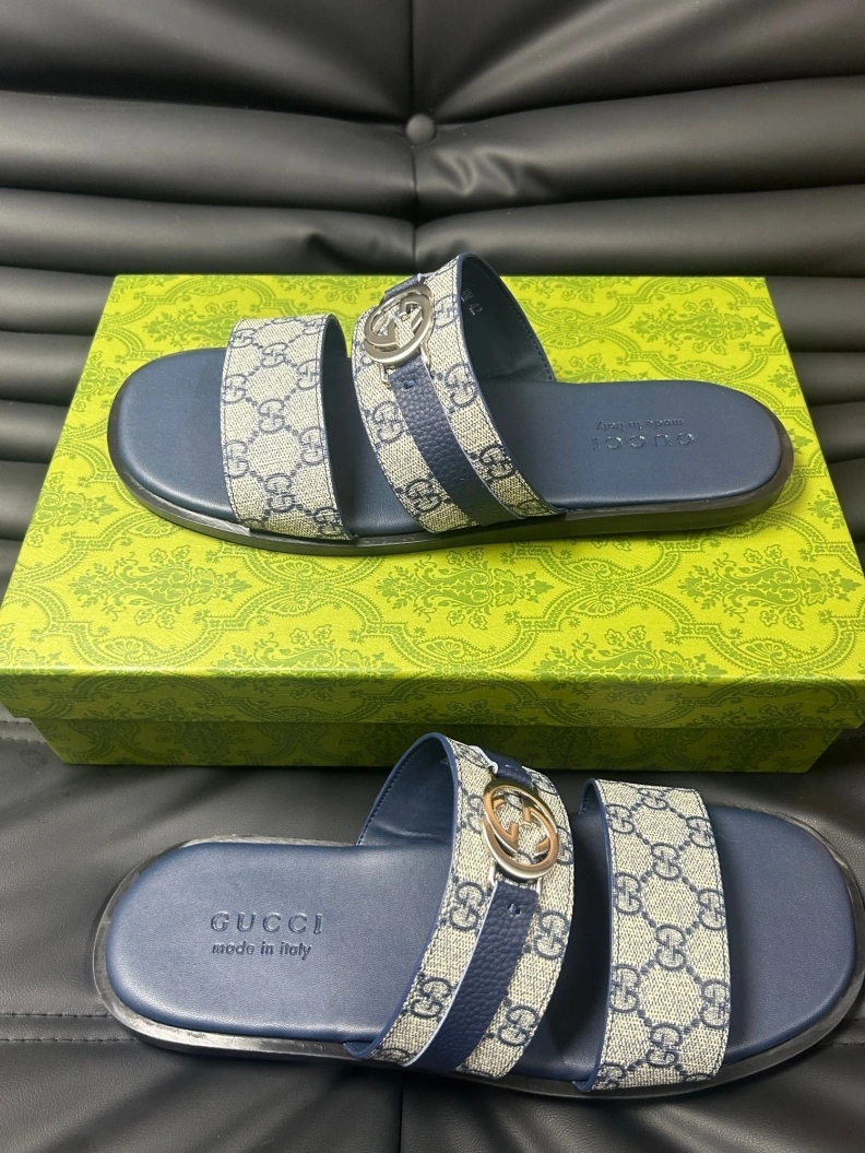 Cozy Gxccx Slippers 156596