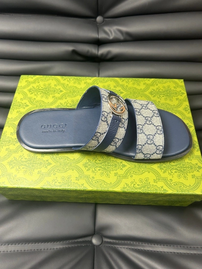 Cozy Gxccx Slippers 156596