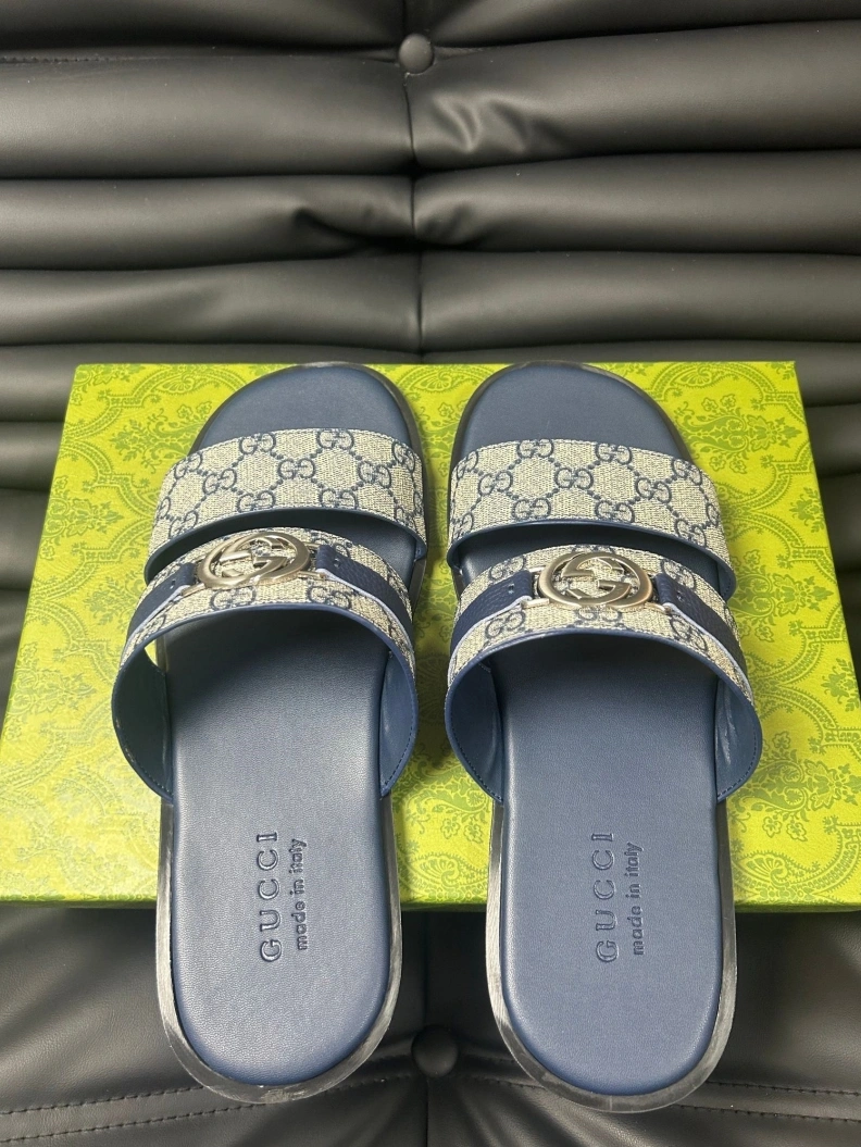 Cozy Gxccx Slippers 156596
