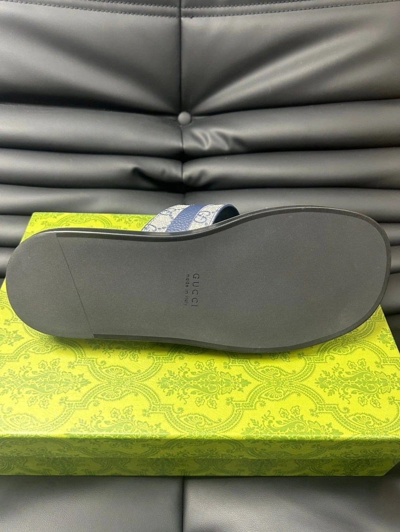 Cozy Gxccx Slippers 156596