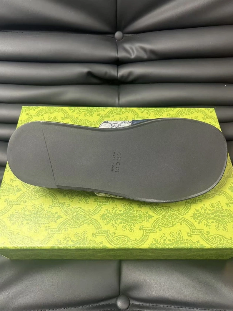 Gxccx Slippers Lightweight 156586
