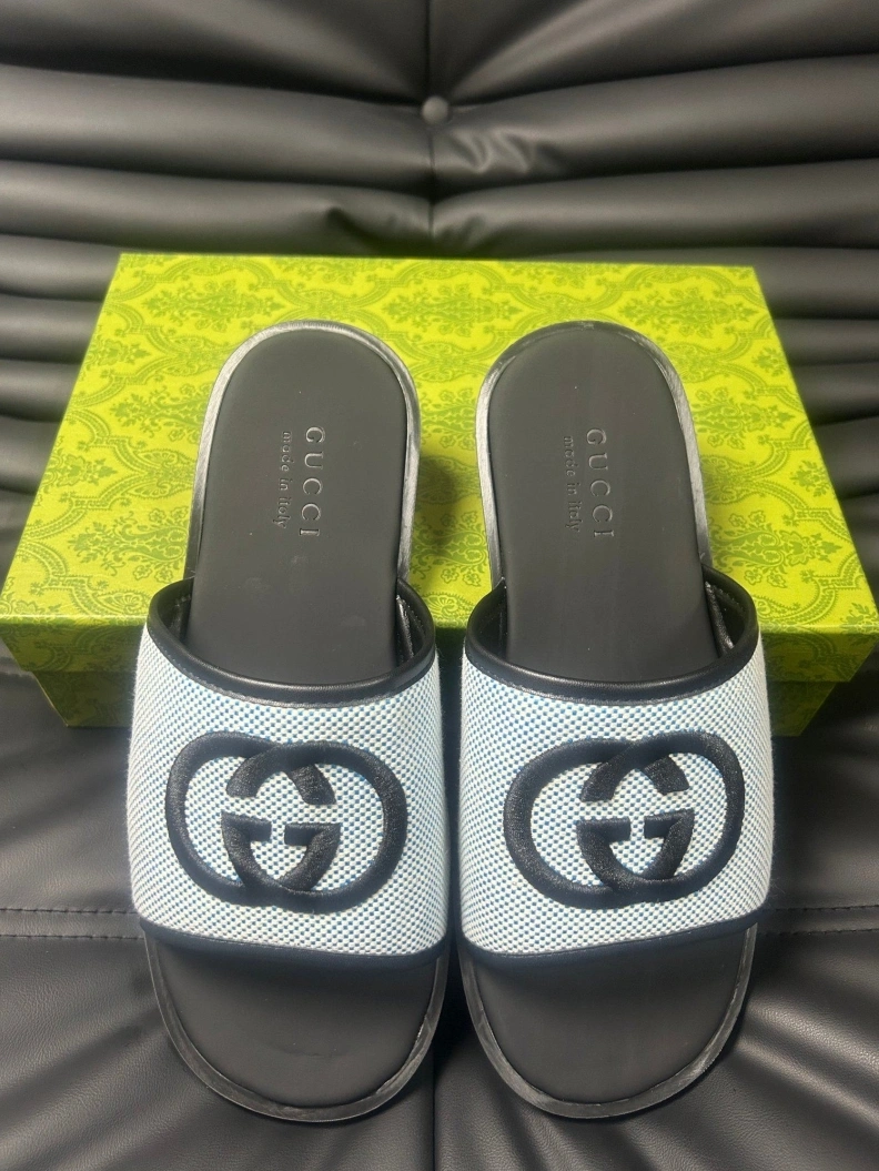 Cozy Gxccx Slippers 156577