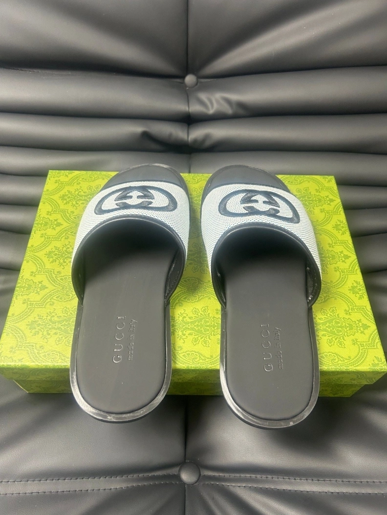 Cozy Gxccx Slippers 156577