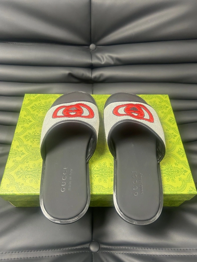 Gxccx Slippers Trendsetting 156576