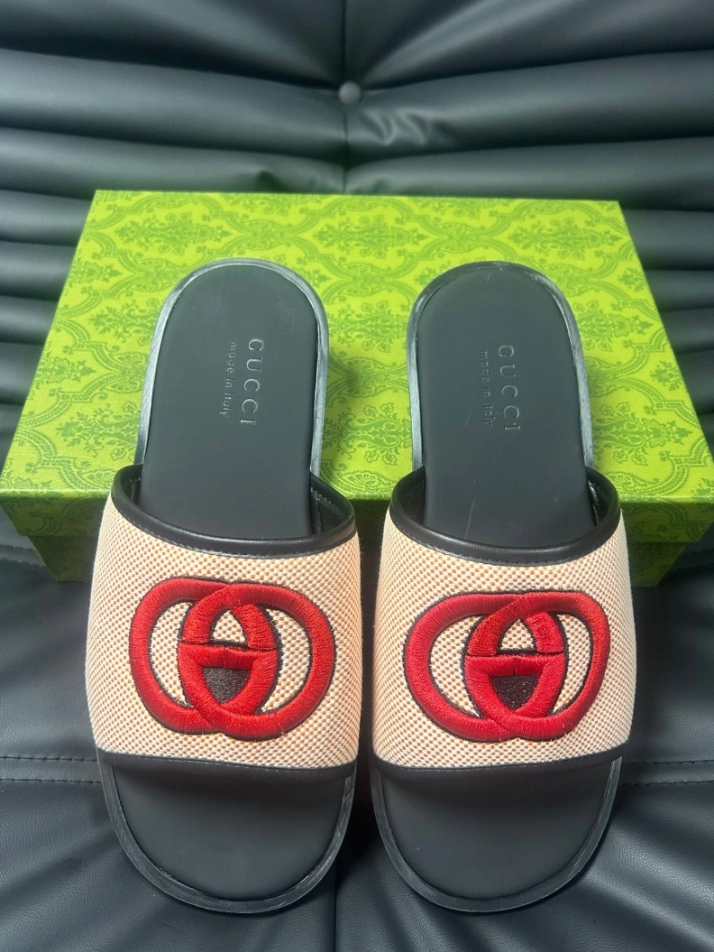 Bold Gxccx Slippers 156574