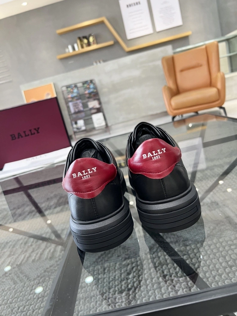 Vibrant Othxr Sneakers 211714