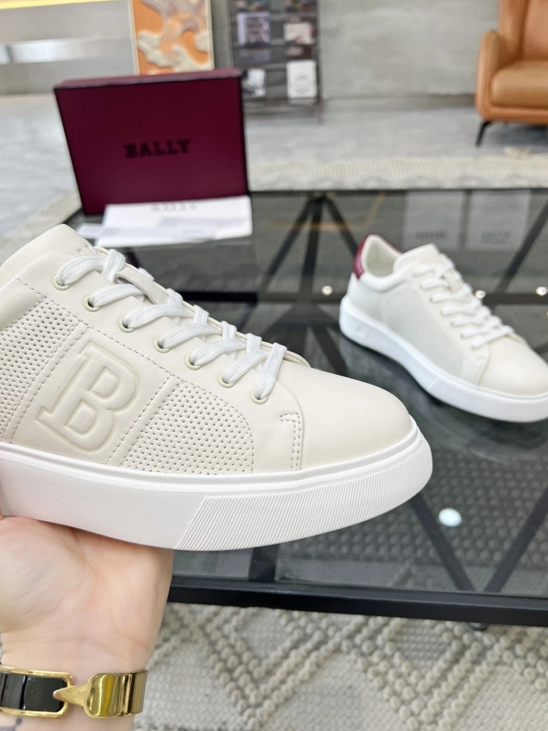 Vibrant Othxr Sneakers 211708