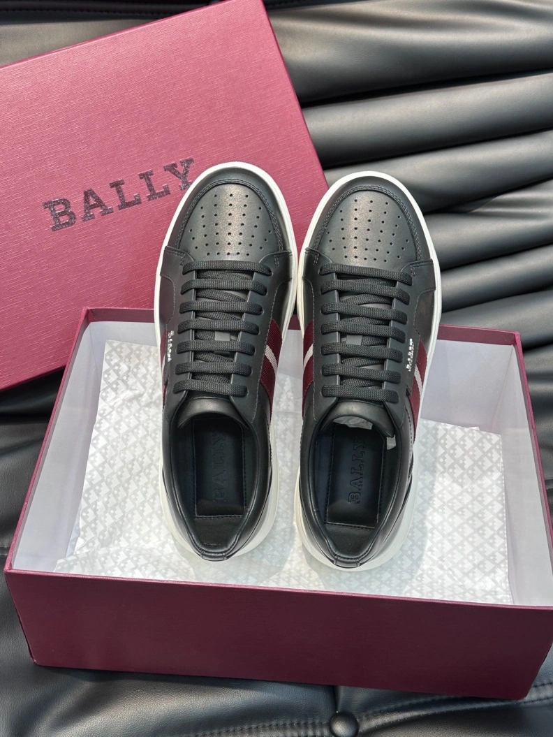 Resilient Othxr Sneakers 211700