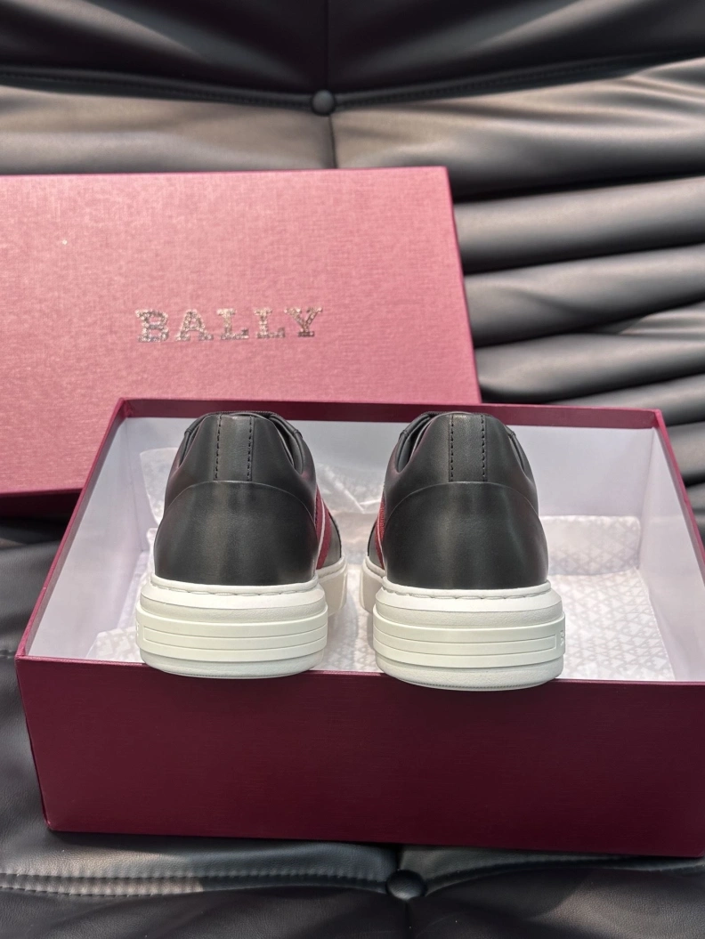 Resilient Othxr Sneakers 211700