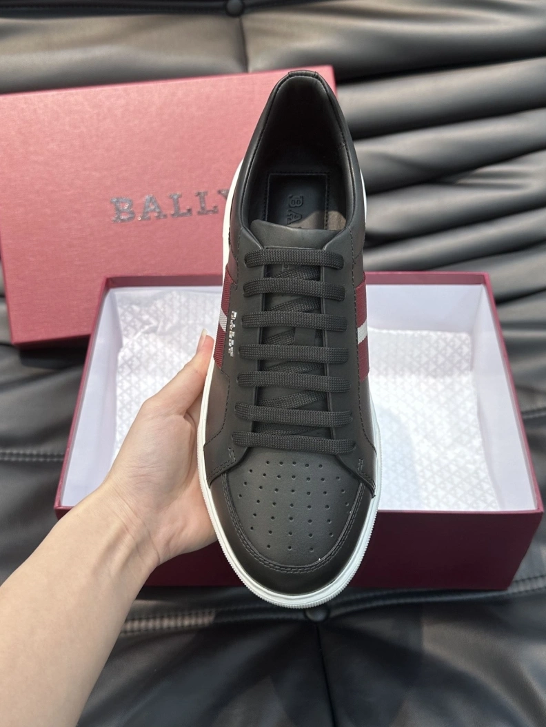 Resilient Othxr Sneakers 211700