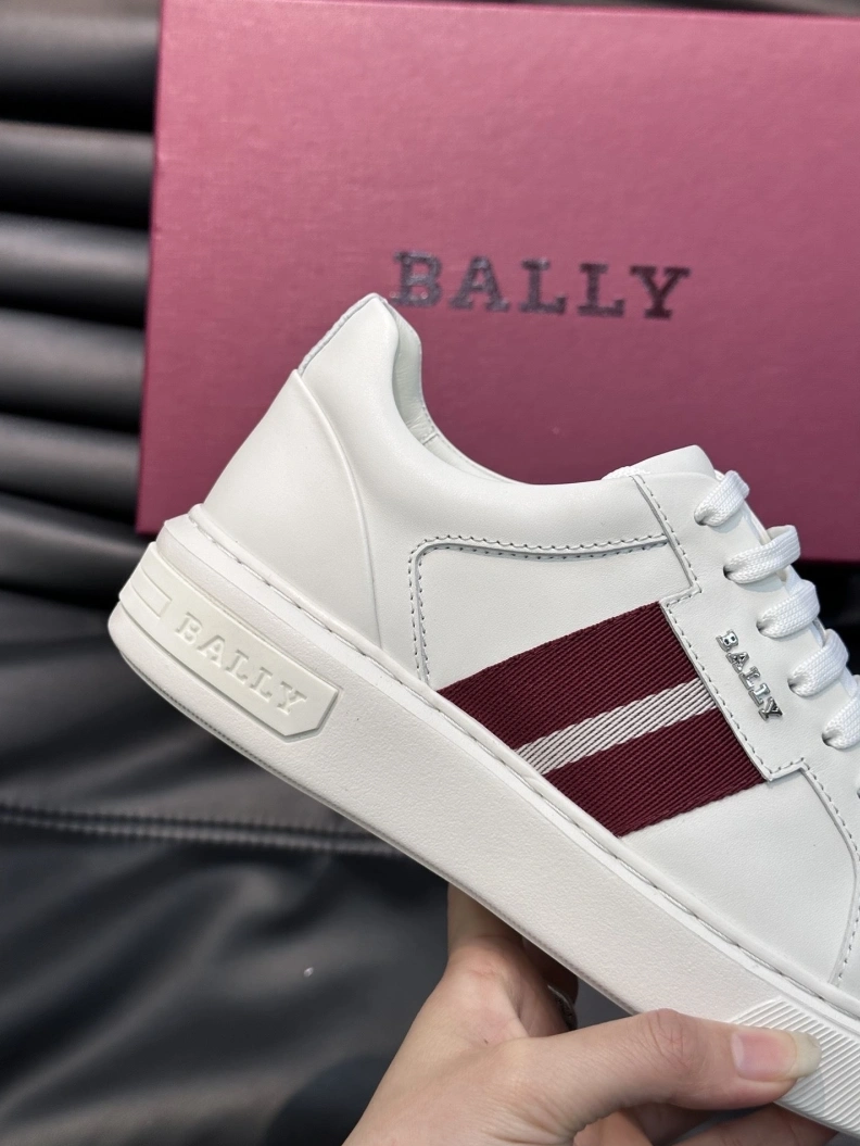 WellDesigned Othxr Sneakers 211702