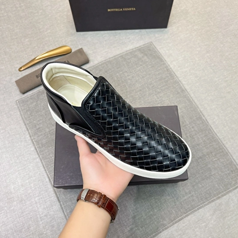 Versatile Othxr Sneakers 211669
