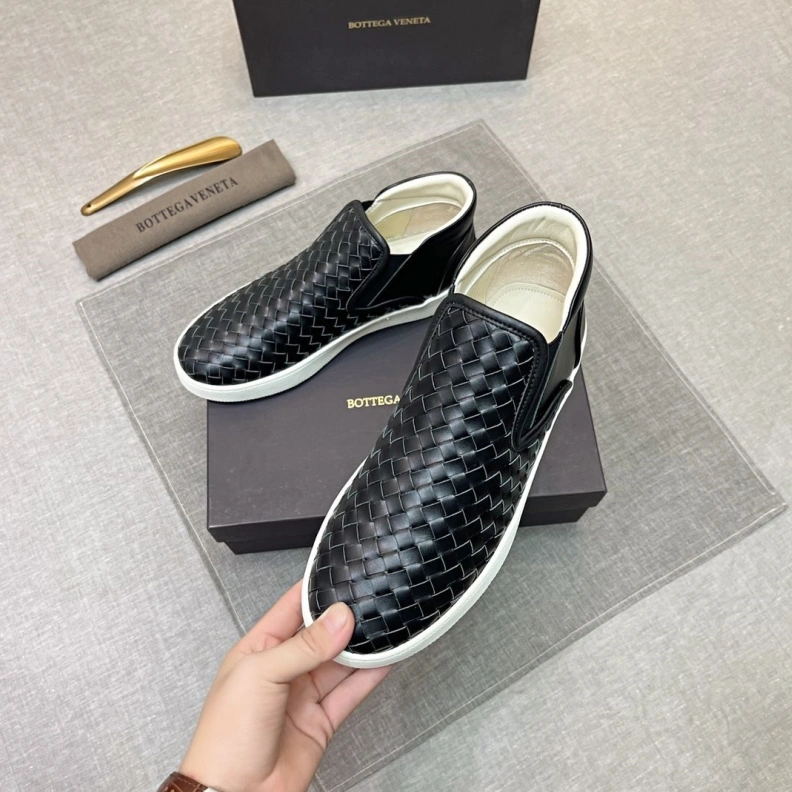 Versatile Othxr Sneakers 211669