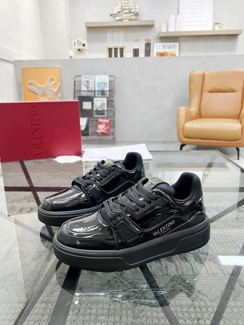 Vxlxntino Casual Shoes Resilient 229328