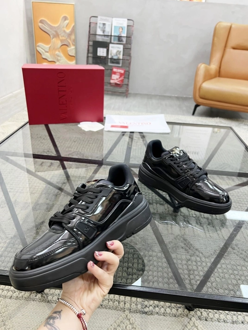 Vxlxntino Casual Shoes Resilient 229328