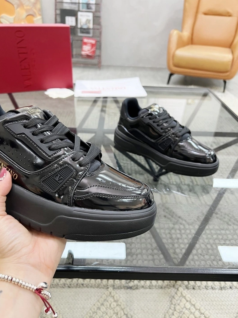 Vxlxntino Casual Shoes Resilient 229328