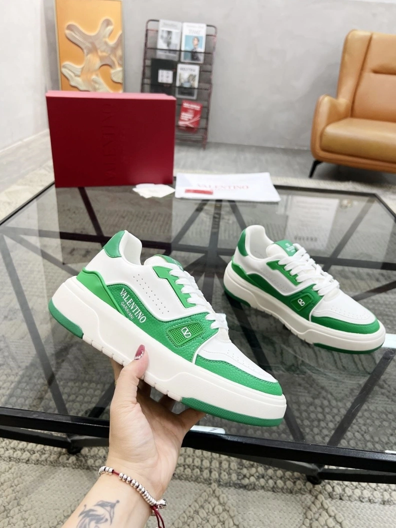 Trendsetting Vxlxntino Casual Shoes 229314