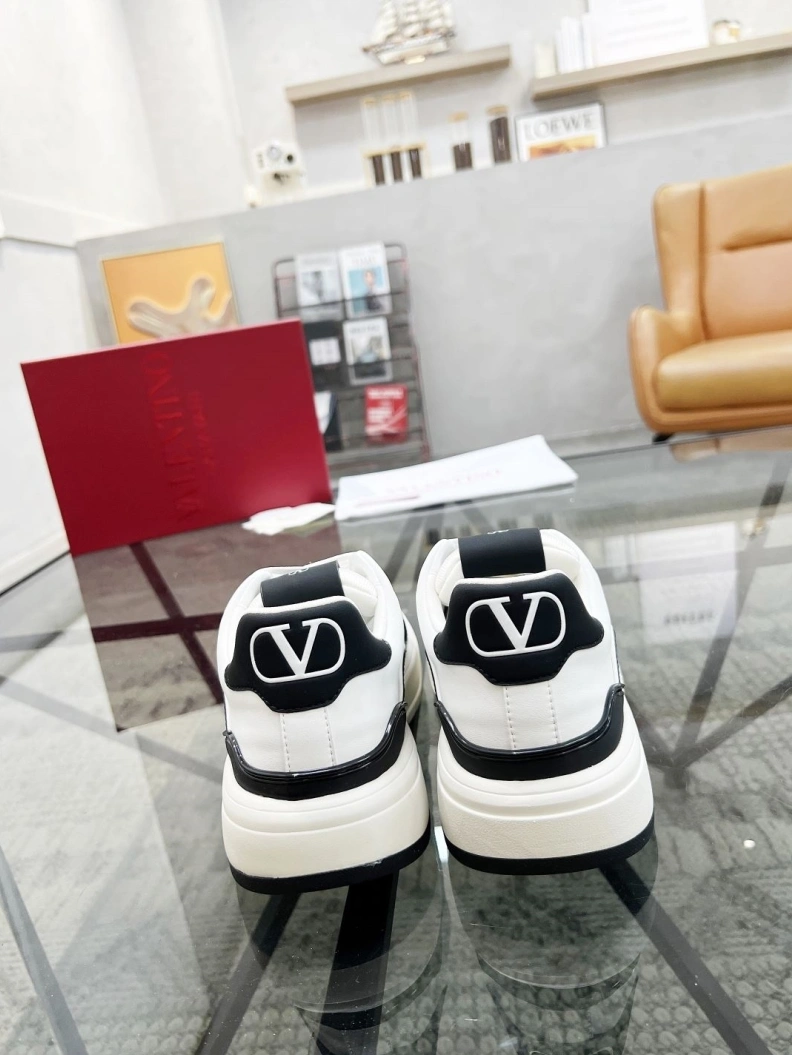 Classic Vxlxntino Casual Shoes 229310