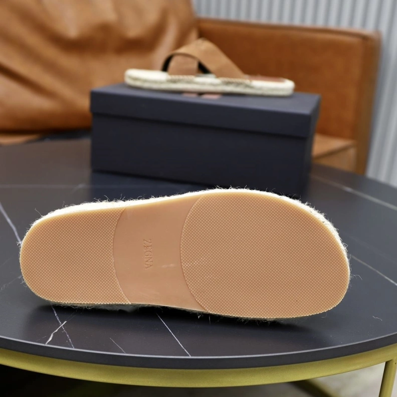 Othxr Slippers ModernLook 211931