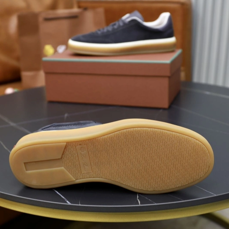 AllSeason Othxr Sneakers 211648