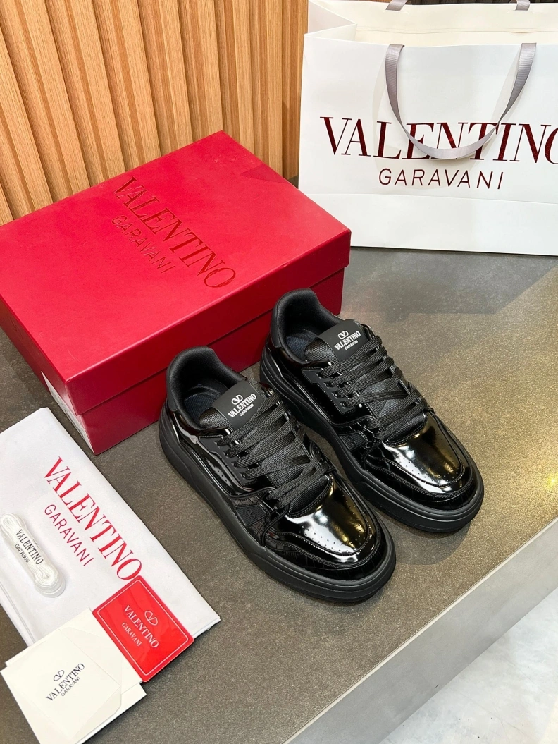 Compact Vxlxntino Casual Shoes 229308