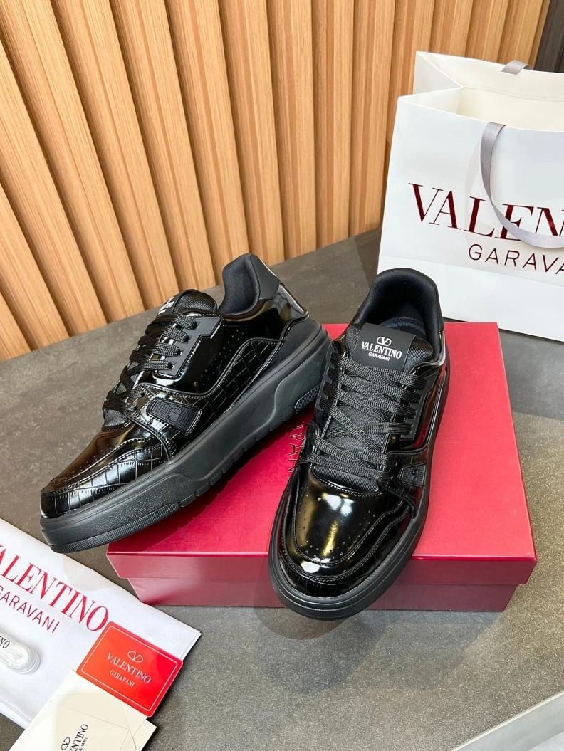 Compact Vxlxntino Casual Shoes 229308